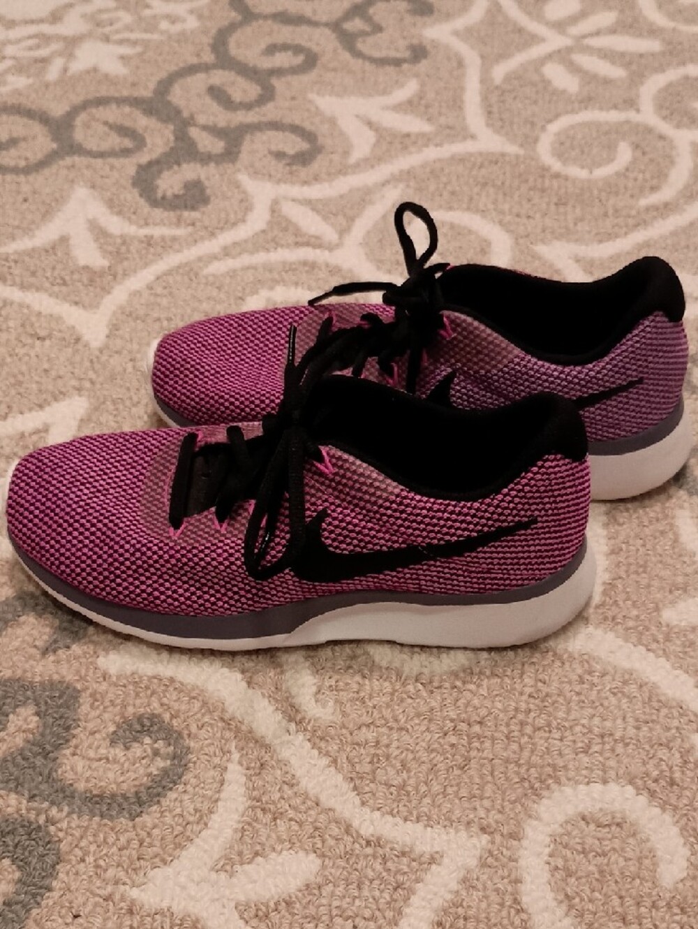 Nike Tanjum Racers - Picture 2 of 5